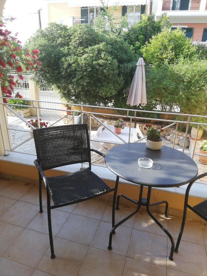 Sunny Stay Furnished Apartment In Kanoni Exterior photo